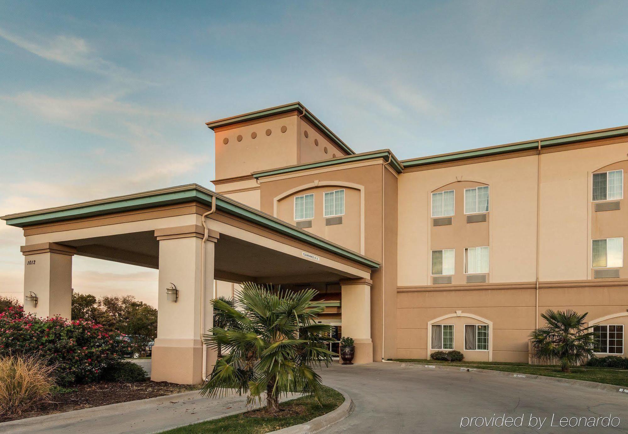 Quality Inn And Suites Groesbeck Εξωτερικό φωτογραφία